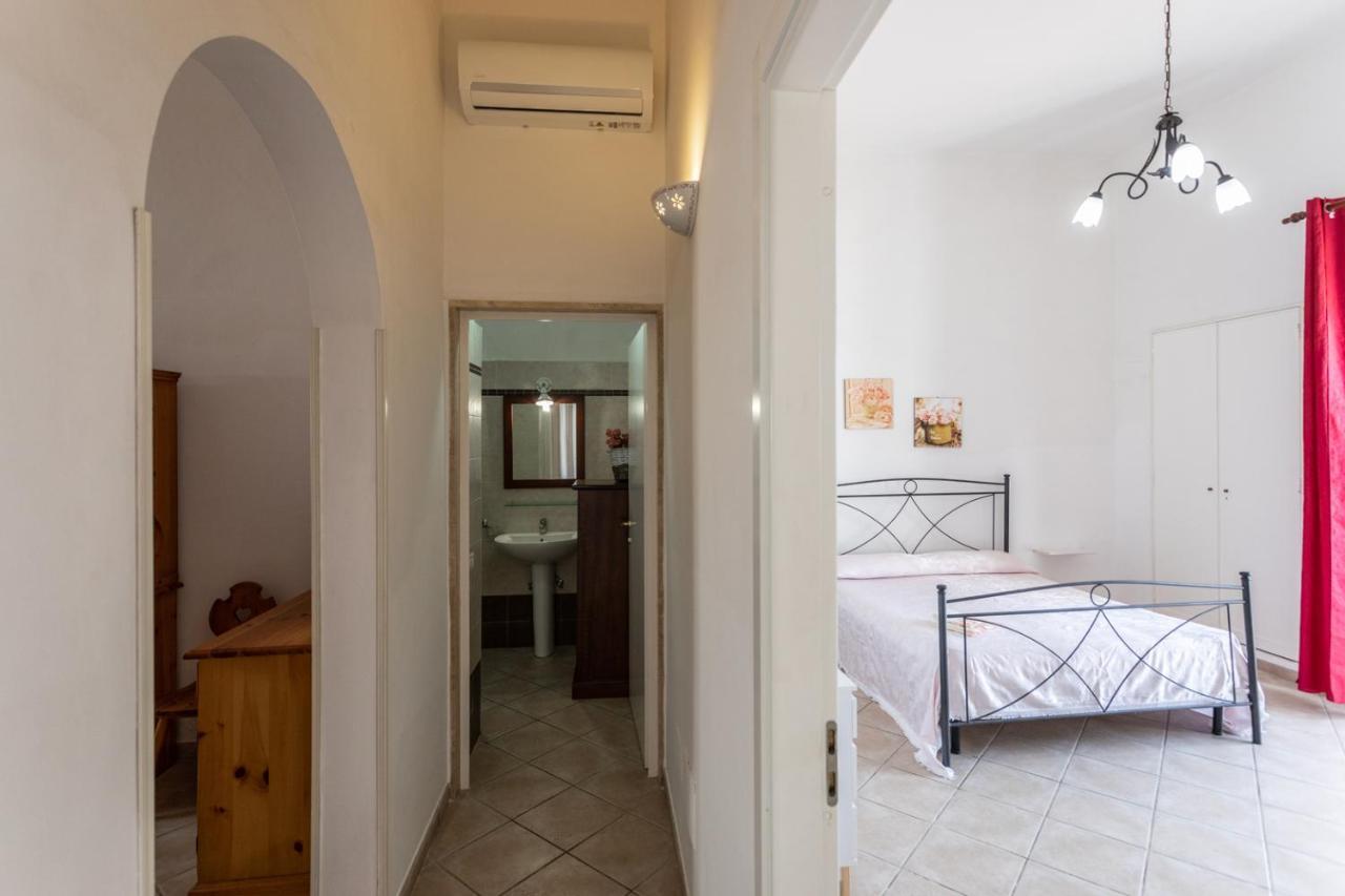 Villetta Bianca Sulla Spiaggia - Apulia Home ガリポリ エクステリア 写真