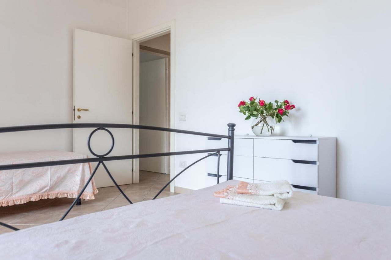 Villetta Bianca Sulla Spiaggia - Apulia Home ガリポリ エクステリア 写真